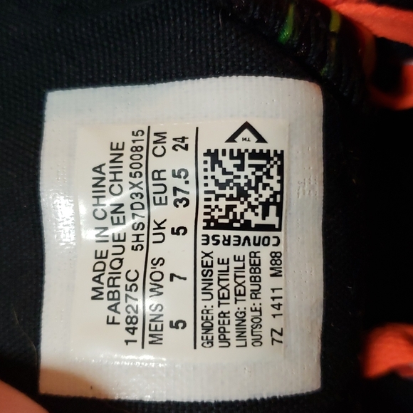 Chuck Taylor Converse - Picture 6 of 6